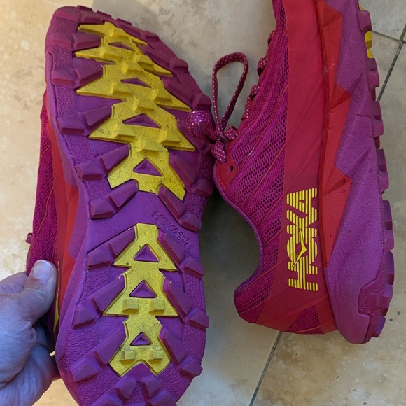 Hoka Fuchsia and Crimson Athletic Shoes - Picture 3 of 4